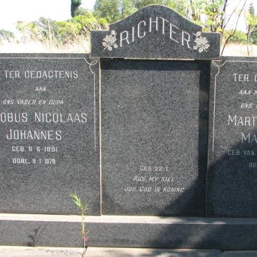 RICHTER Jacobus Nicolaas Johannes 1891-1978 &amp; Martha Johanna Magdalena VAN TONDER 1900-1972