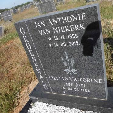 GROENEWALD Jan Antonie van Niekerk 1956-2013 &amp; Lillian Victorine DRY 1954-
