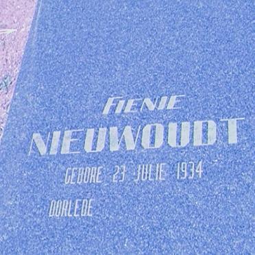 N - Vanne :: Surnames - N