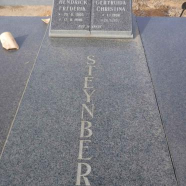 STEYNBERG Hendrick Frederik 1906-1990 &amp; Gertruida Christina 1906-1997