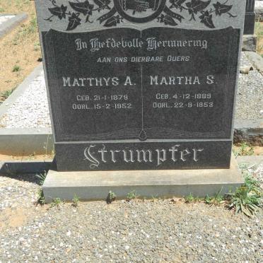 STRUMPFER Matthys A. 1879-1952 &amp; Martha S. 1889-1953