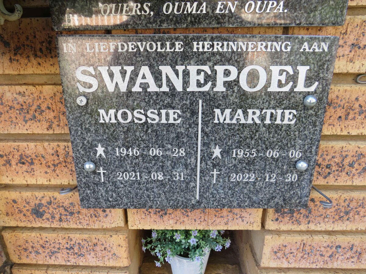 SWANEPOEL Mossie 1946-2021 & Martie 1955-2022