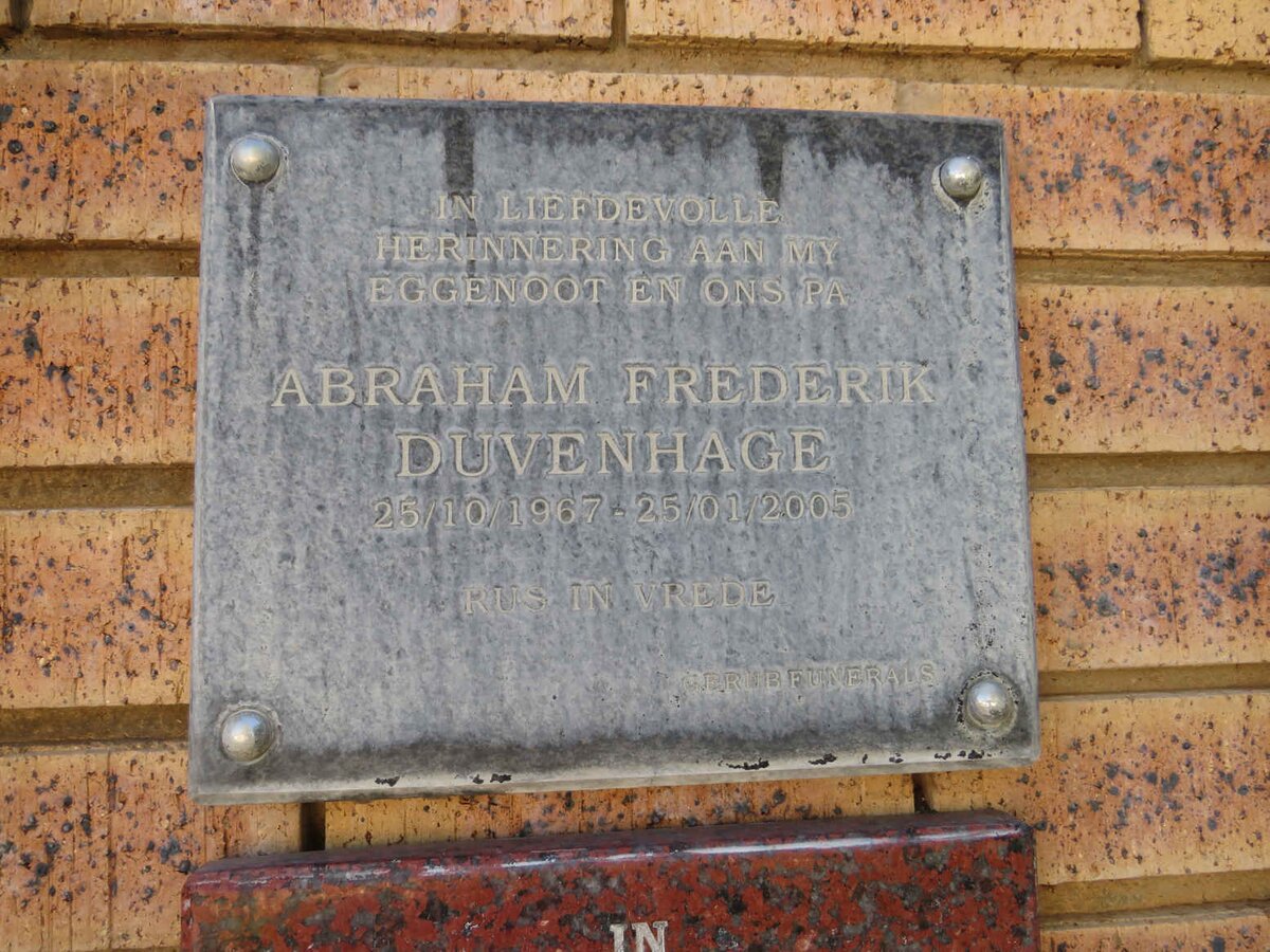 DUVENHAGE Abraham Frederik 1967-2005