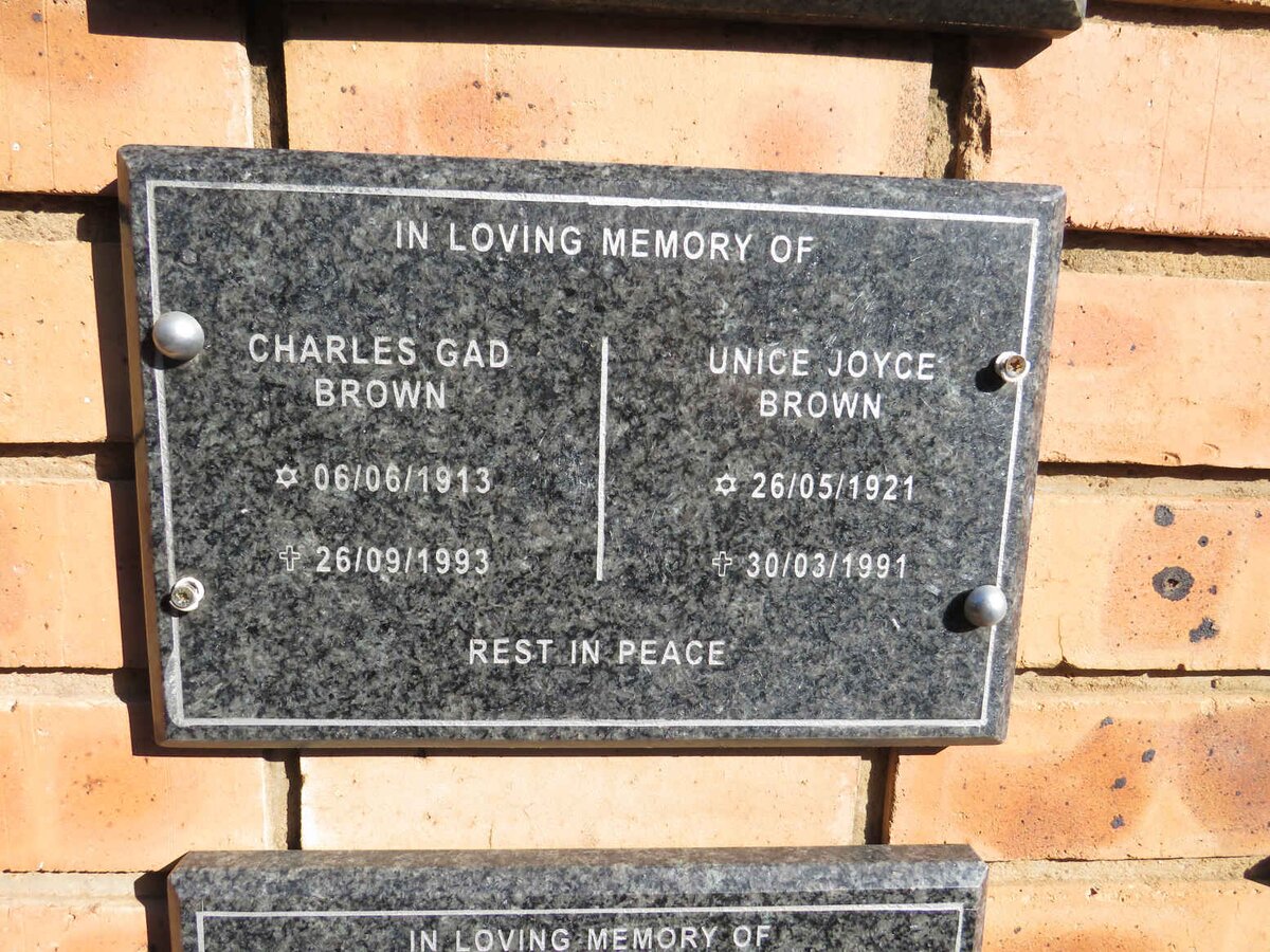 BROWN Charles Gad 1913-1993 & Unice Joyce 1921-1991