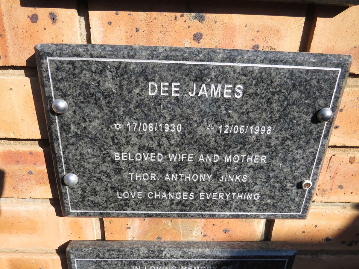 JAMES Dee 1930-1998