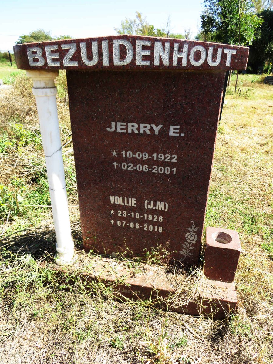 BEZUIDENHOUT Jerry E. 1922-2001 & J.M. 1926-2018