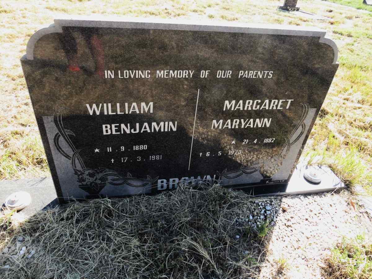 BROWN William Benjamin 1880-1981 & Margaret Maryann 1882-1973