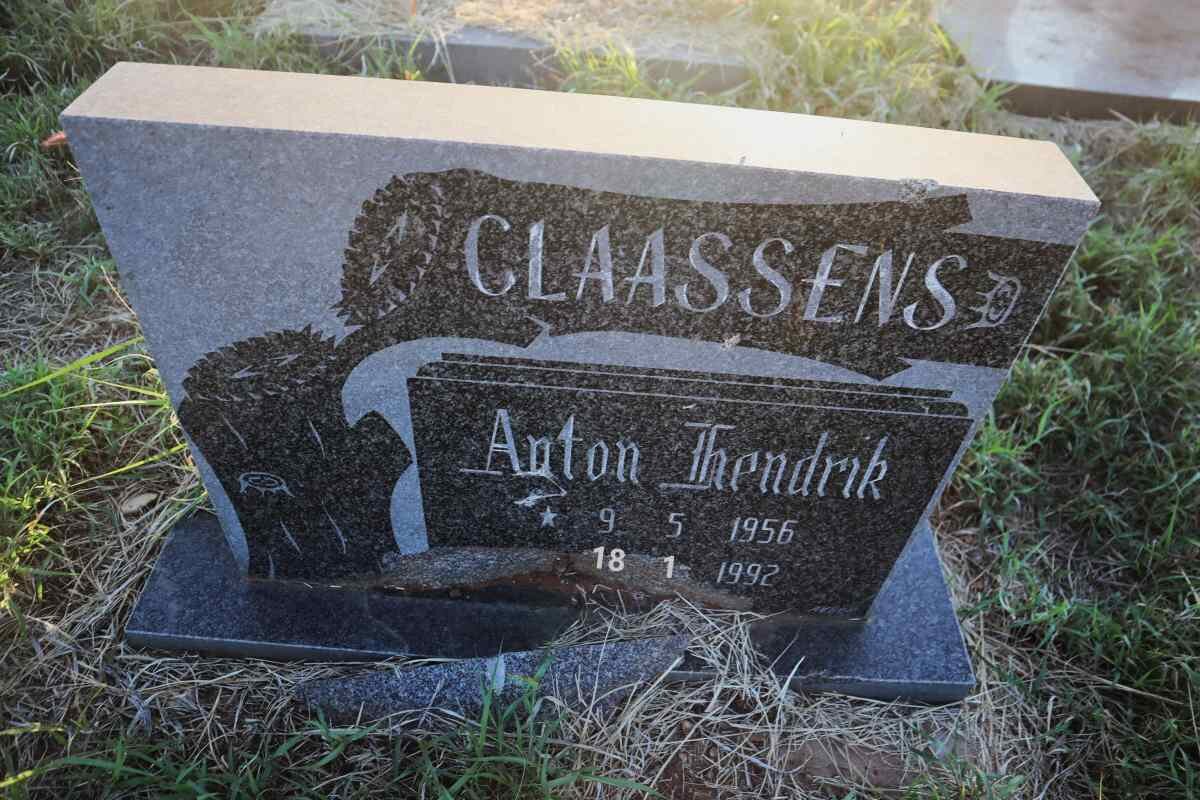 CLAASSENS Anton Hendrik 1956-1992