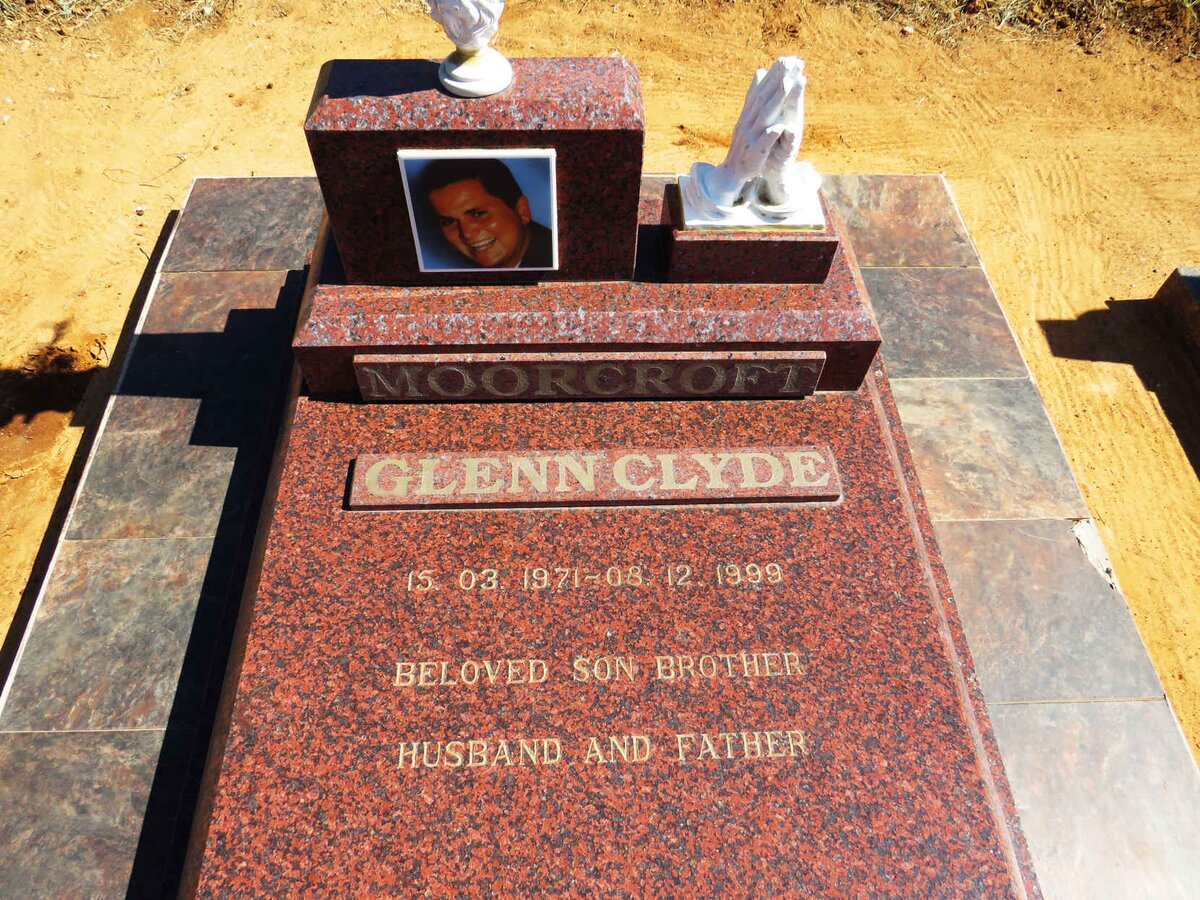 MOORCROFT Glenn Clyde 1971-1999