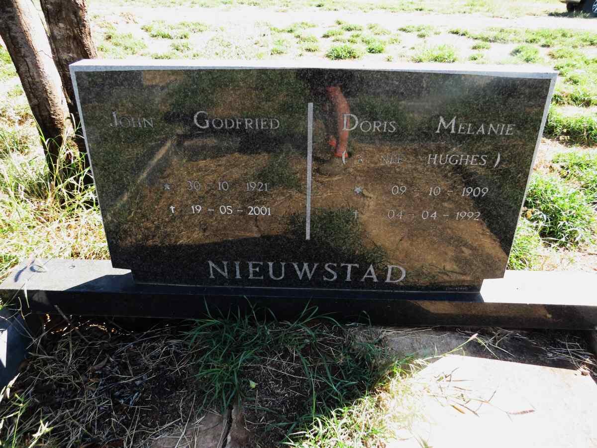 NIEUWSTAD John Godfried 1921-2001 & Doris Melanie HUGHES 1909-1992