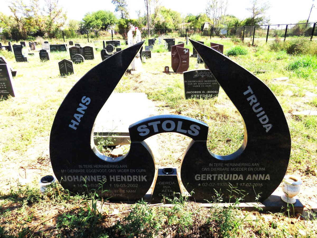 STOLS Johannes Hendrik 1930-2002 & Gertruida Anna 1935-2015