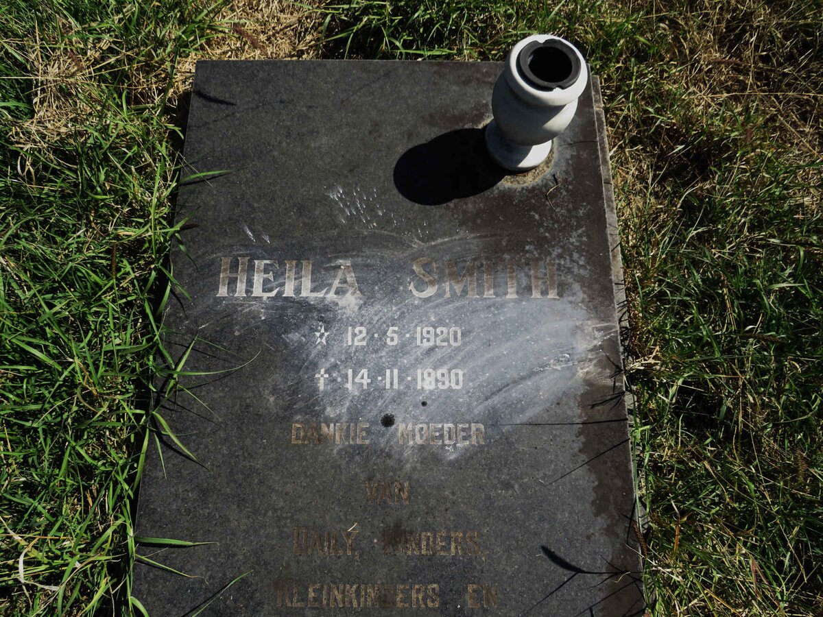 SMITH Heila 1920-1990
