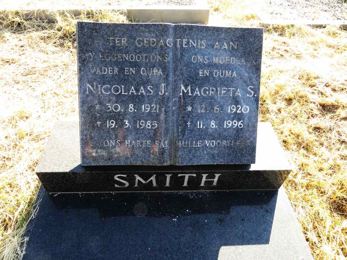 SMITH Nicolaas J. 1921-1985 & Magrieta S. 1920-1996