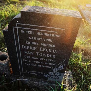 TONDER Dirkie Cecilia, van nee VAN DEVENTER 1909-1956