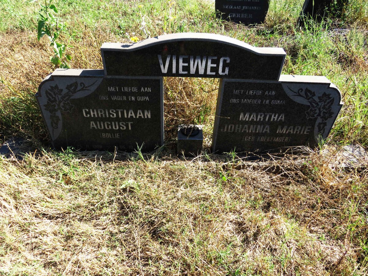 VIEWEG Christiaan August 1908-1997 & Martha Johanna Marie KOEKEMOER 1916-1999_1