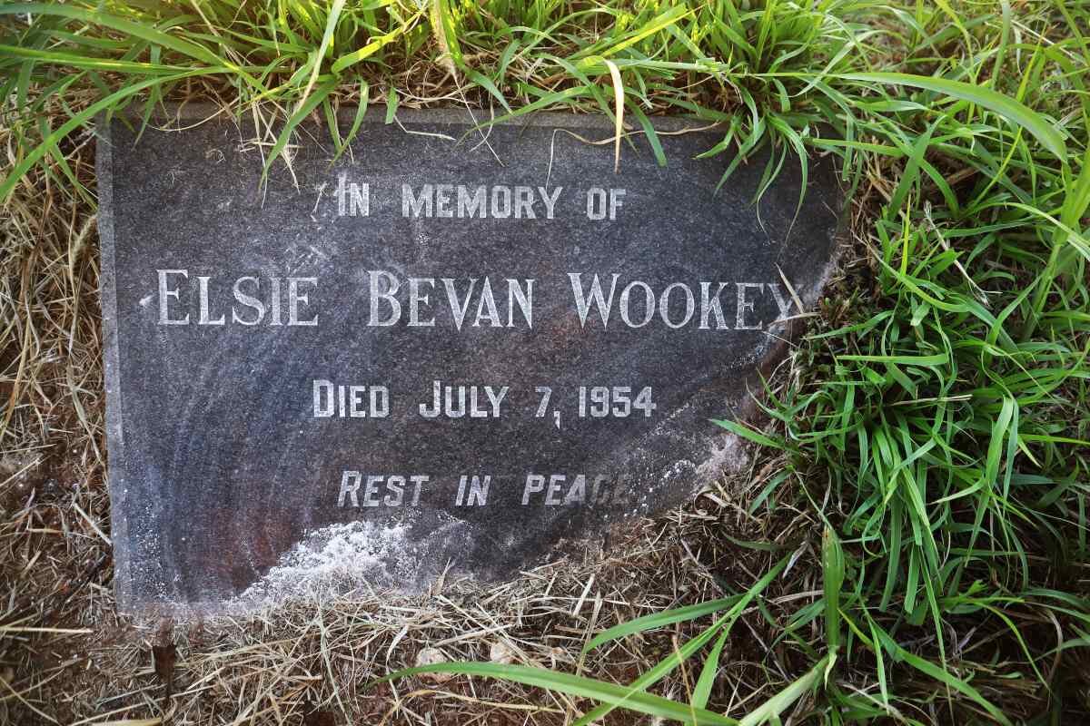 WOOKEY Elsie Bevan -1954