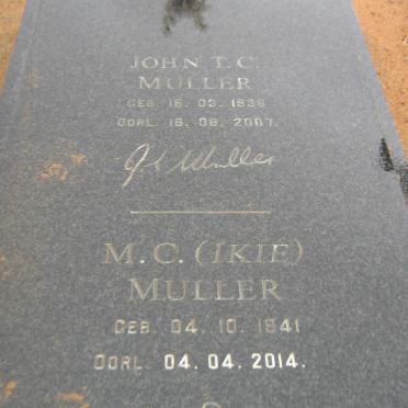 MULLER John T.C. 1936-2007 &amp; M.C. 1941-2014