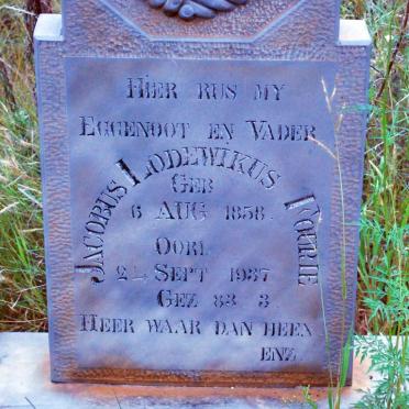 F - Vanne :: Surnames - F