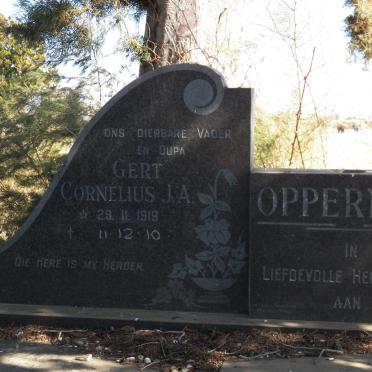 OPPERMAN Gert Cornelius J.A. 1919-2010 & Hendrina Wilhelmina KOEKEMOER 1921-1984 _2