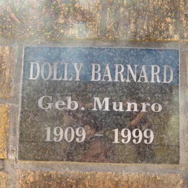 BARNARD Dolly nee MUNRO 1909-1999
