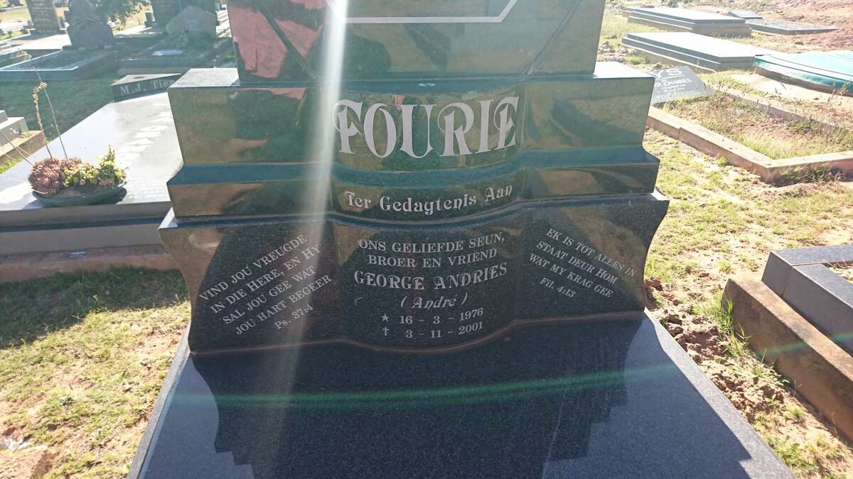 FOURIE George Andries 1976-2001