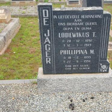JAGER Lodewikus T., de 1892-1949 &amp; Phillipina M. 1899-1994