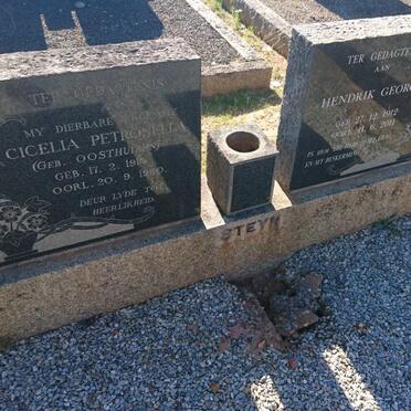 STEYN Hendrik George 1912-2011 &amp; Cicelia Petronella OOSTHUIZEN 1914-1960