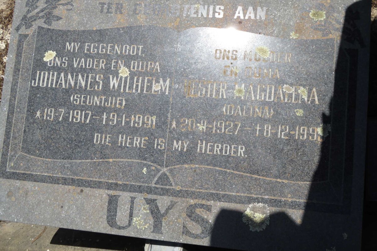 UYS Johannes Wilhelm 1917-1991 &amp; Hester Magdalena 1927-199?