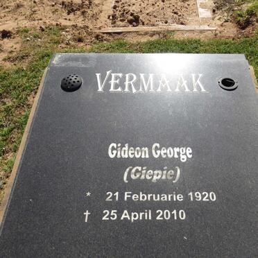 VERMAAK Gideon George 1920-2010 &amp; Anna Margaretha Johanna VOSLOO 1930-