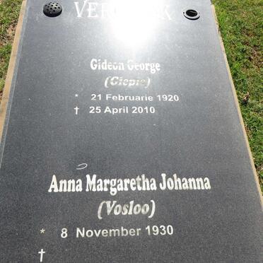VERMAAK Gideon George 1920-2010 &amp; Anna Margaretha Johanna VOSLOO 1930- 