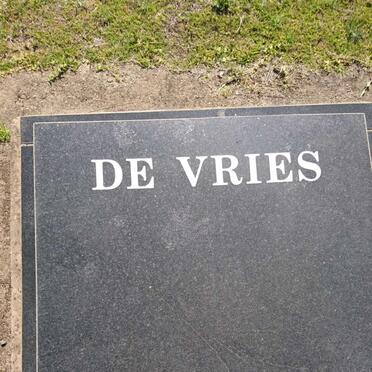 VRIES G.V., de 1906-1980