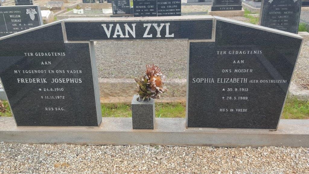 ZYL Frederik Josephus, van 1910-1972 &amp; Sophia Elizabeth OOSTHUIZEN 1913-1989