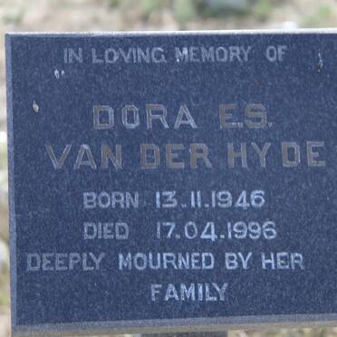 HYDE Dora E.S., van der 1946-1996