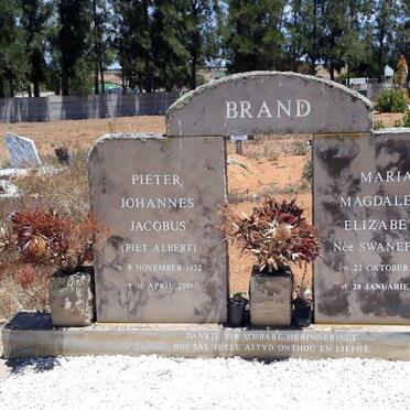 BRAND Pieter Johannes Jacobus 1922-2001 &amp; Maria Magdalena Elizabeth SWANEPOEL 1931-2016