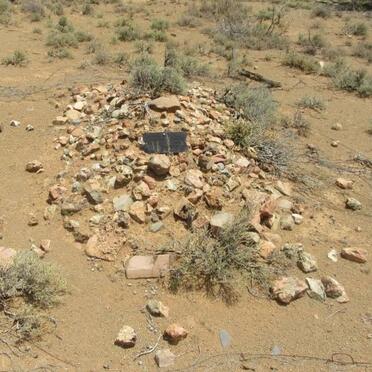 Western Cape, BEAUFORT-WEST district, Karoo National Park, Doornhoek 197, farm cemetery_01