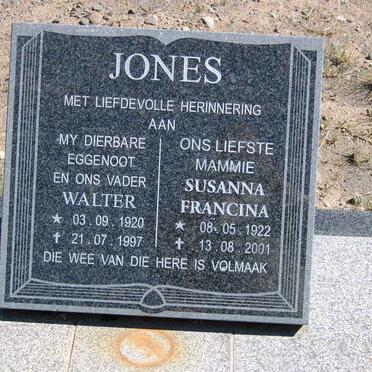 JONES Walter 1920-1997 &amp; Susanna Francina 1922-2001