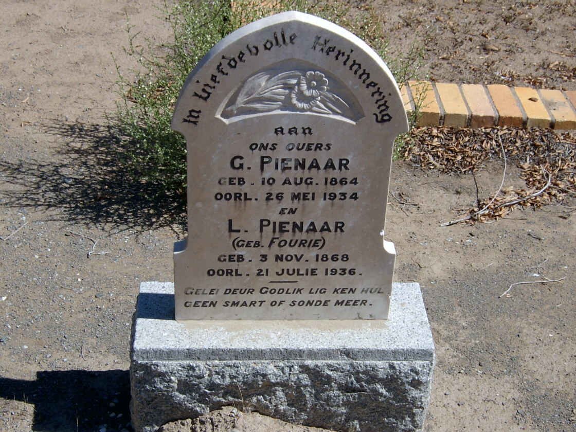 PIENAAR G. 1864-1934 &amp; L. FOURIE 1868-1936