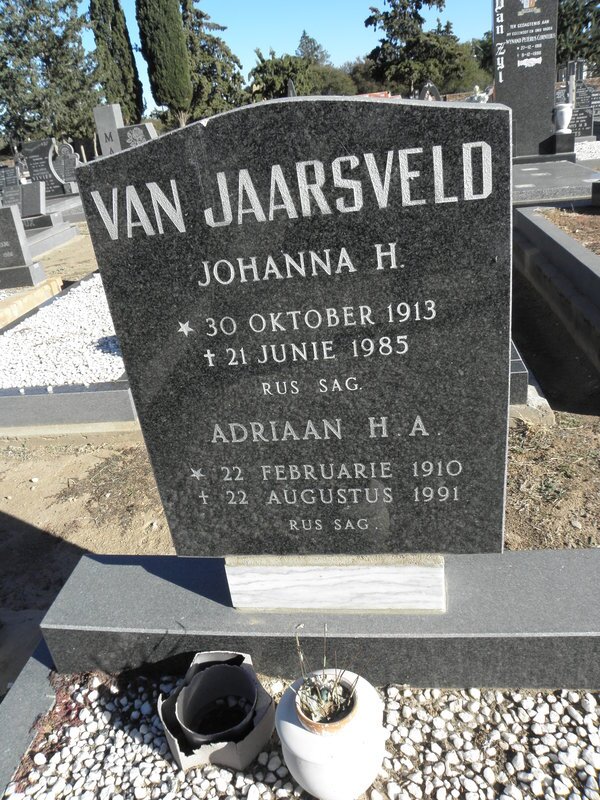 JAARSVELD Adriaan H.A., van 1910-1991 &amp; Johanna H. 1913-1985