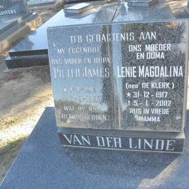 LINDE Pieter James, van der 1915-1993 &amp; Lenie Magdalina DE KLERK 1917-2002