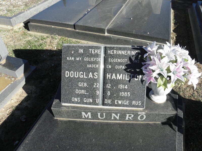 MUNRO Douglas Hamilton 1914-1985