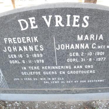 VRIES Frederik Johannes 1899-1978 &amp; Maria Johanna WEYERS 1901-1977