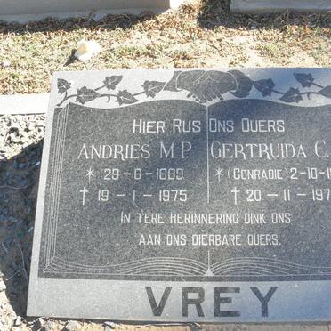 VREY Andries M.P. 1889-1975 &amp; Gertruida C.P. CONRADIE 1895-1974
