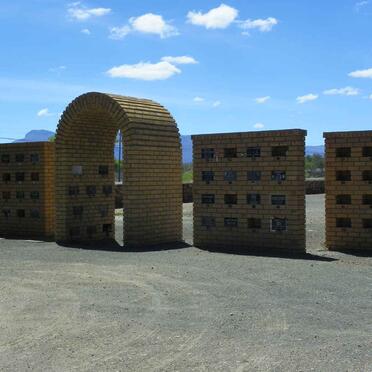 1. Overview / Oorsig