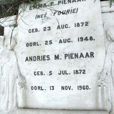 PIENAAR Andries M. 1872-1960 &amp; Emma P, FOURIE 1872-1948