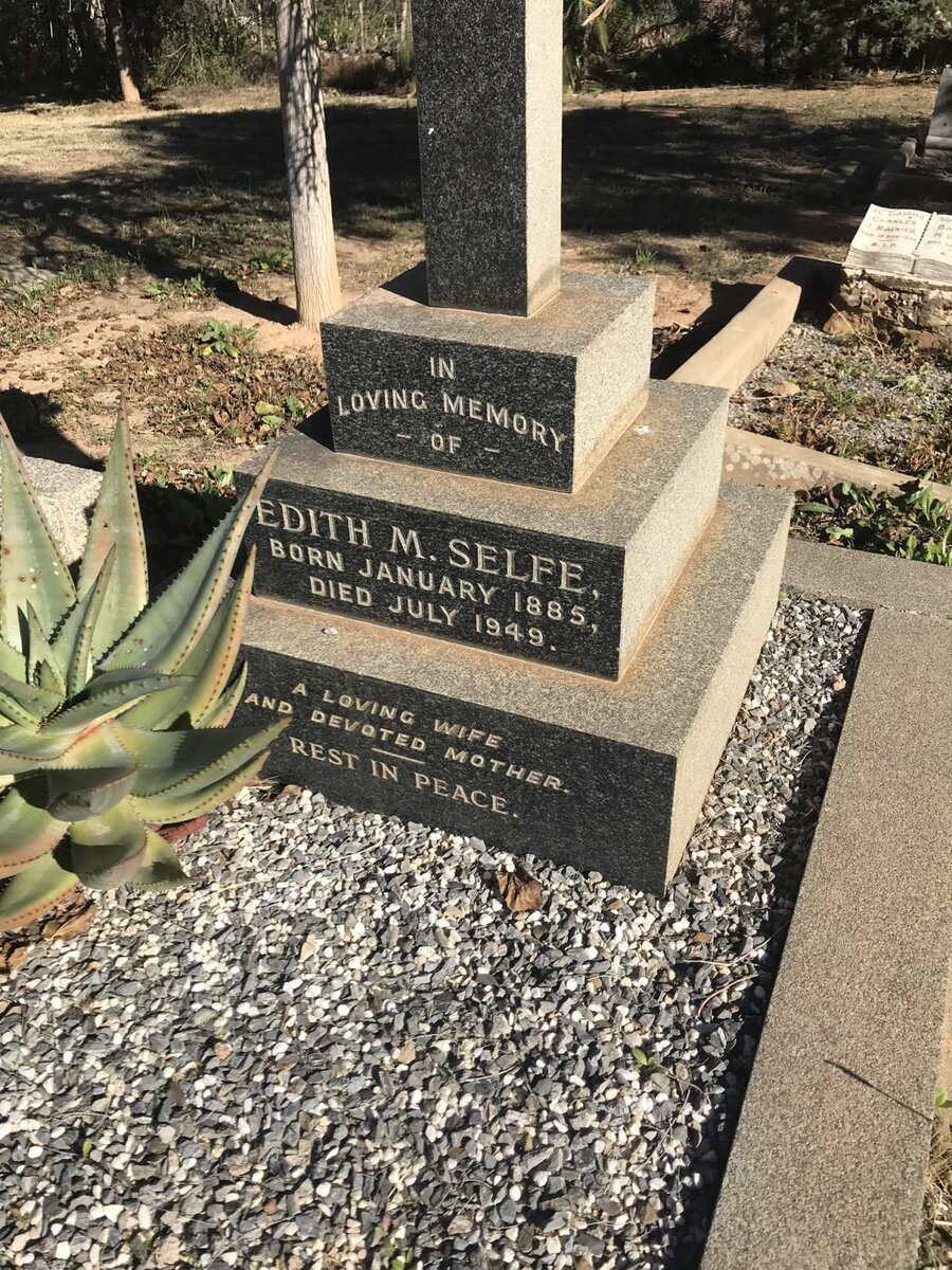 SELFE Edith M. 1885-1949