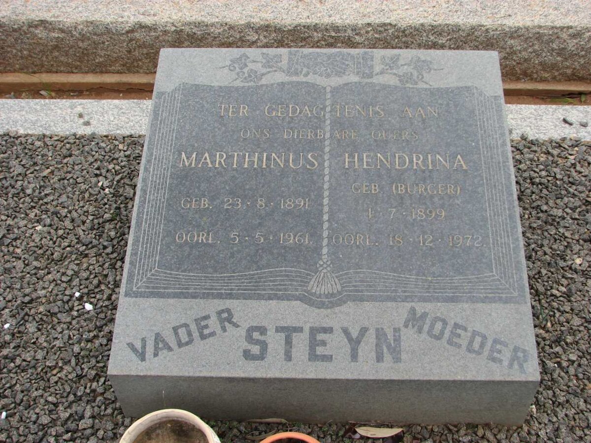 STEYN Marthinus 1891-1961 &amp; Hendrina BURGER 1899-1972