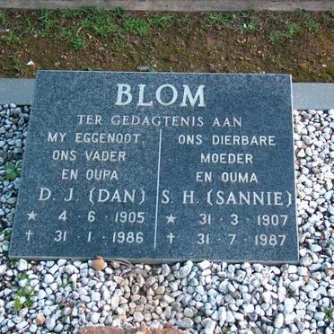BLOM D.J. 1905-1986 &amp; S.H. 1907-1987