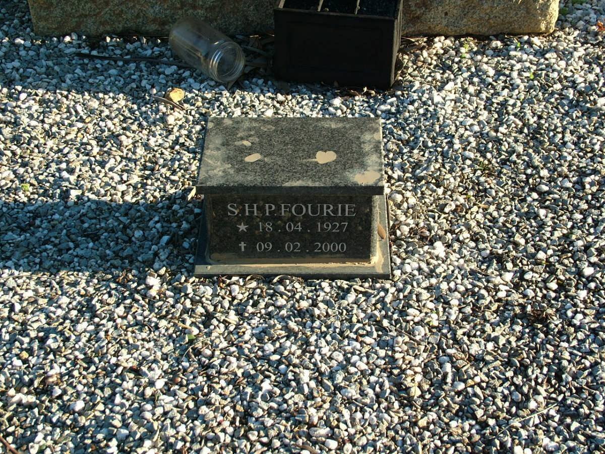FOURIE S.H.P. 1927-2000