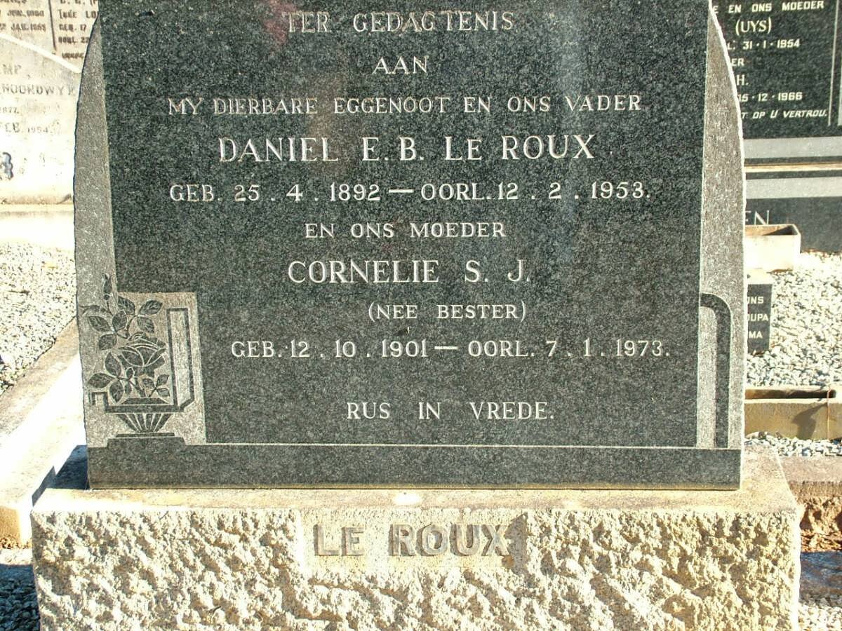 ROUX Daniel E.B., le 1892-1953 &amp; Cornelie S.J. BESTER 1901-1973