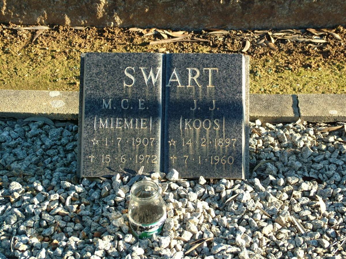 SWART J.J. 1897-1960 &amp; M.C.E. 1907-1972
